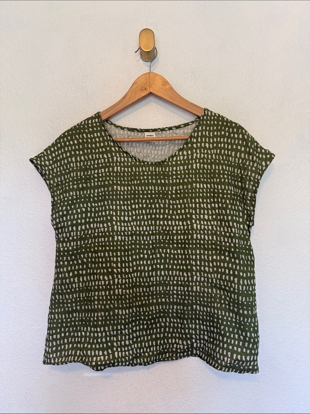 Lintico Relaxed Green Printed Short Sleeve Top - Picture 2 of 6